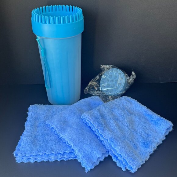Dog Paw Cleaner Cup Kit Large With Silicone Bristles & Microfiber Towels For Dir - Picture 1 of 9
